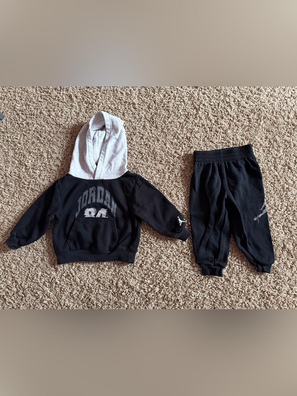 Jordan Boys Hoodie & Jogger Set – 18M